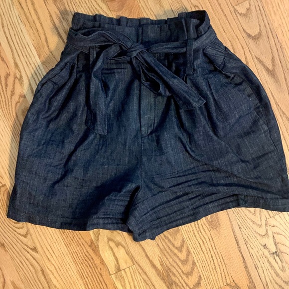 Chambray Paper Bag Shorts - Picture 2 of 4